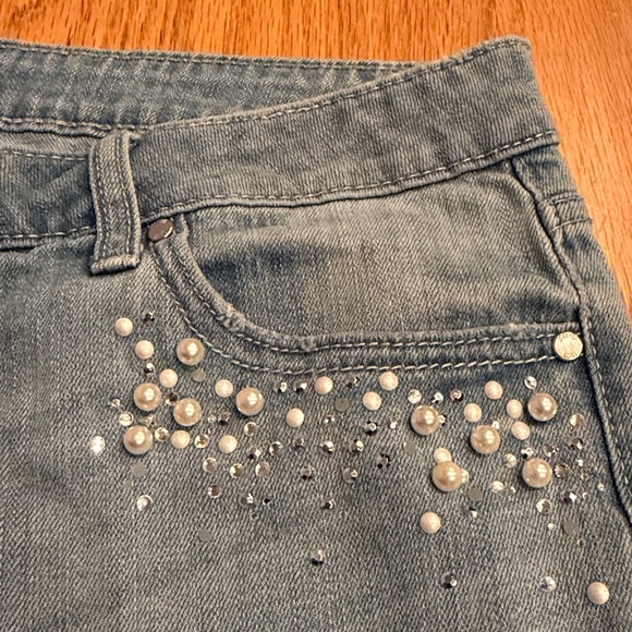 Jennifer Lopez Light Blue Straight Leg Jeans - Picture 2 of 4